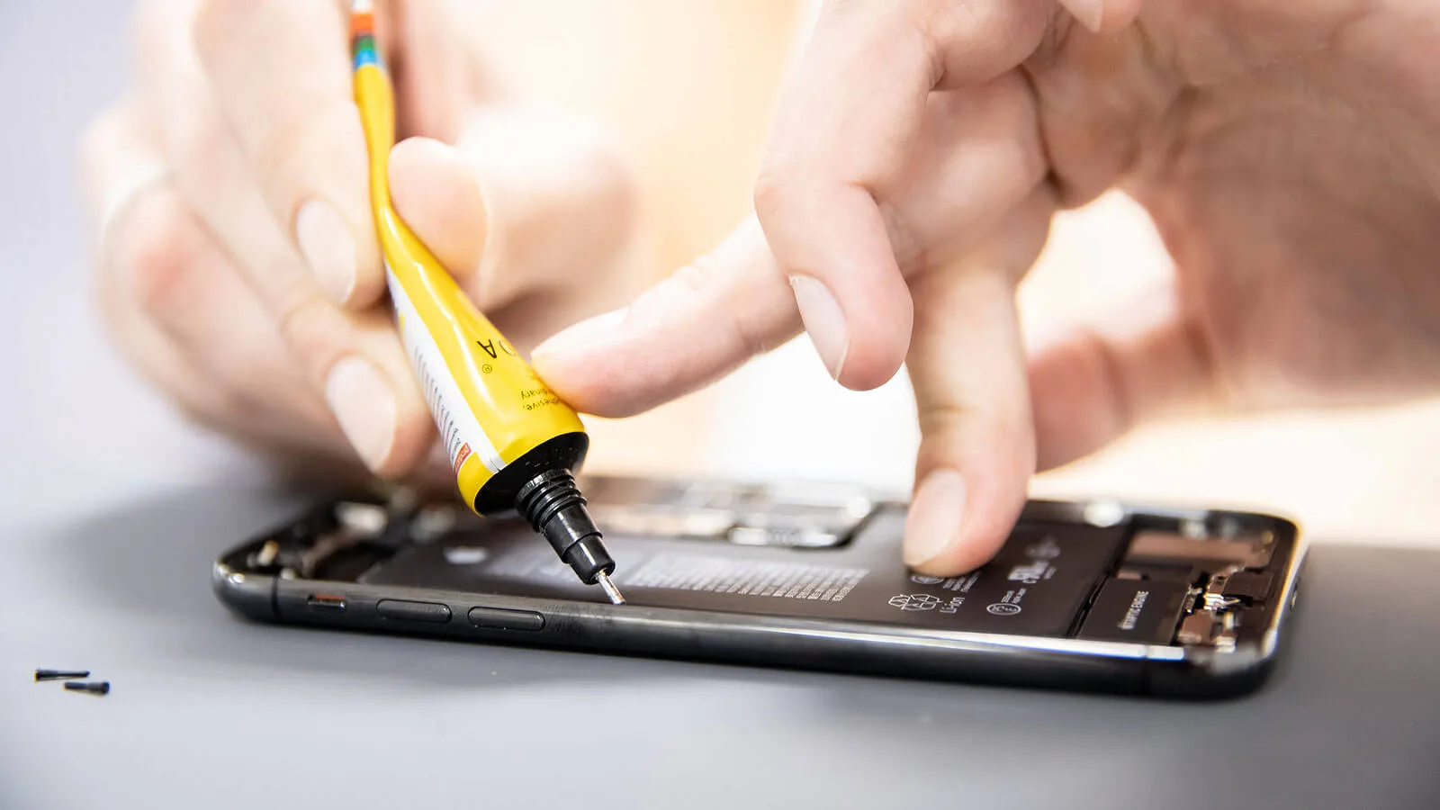 Cell Phone Battery Replacement 🌟 Certified Battery Replacement